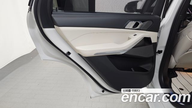 BMW X5 2025 — photo 15
