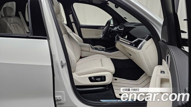 BMW X5 2025 — photo 16