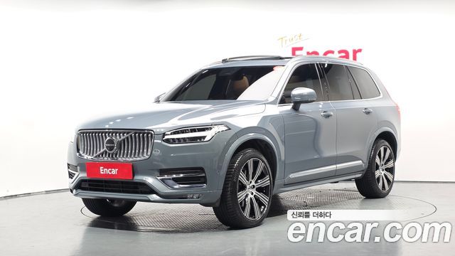 Volvo XC90 2023 — photo 1