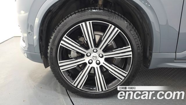 Volvo XC90 2023 — photo 5