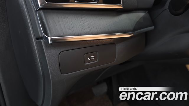 Volvo XC90 2023 — photo 41