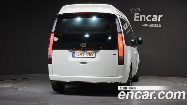 Hyundai Staria 2025 — photo 4