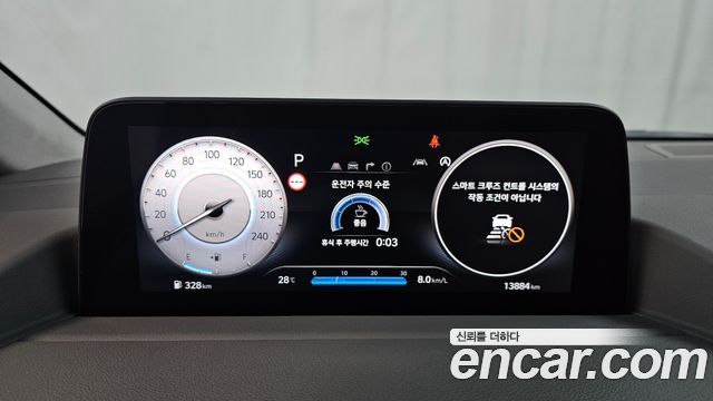 Hyundai Staria 2025 — photo 11