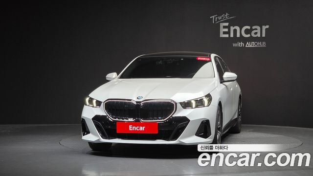 BMW 5-Series 2026 — photo 3