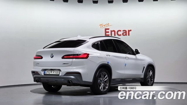 BMW X4 2021 — photo 2