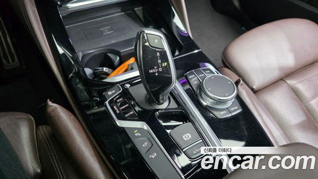 BMW X4 2021 — photo 9