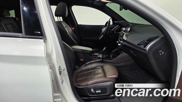 BMW X4 2021 — photo 11