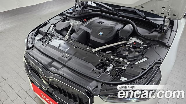 BMW 5-Series 2026 — photo 6