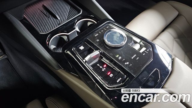 BMW 5-Series 2026 — photo 12