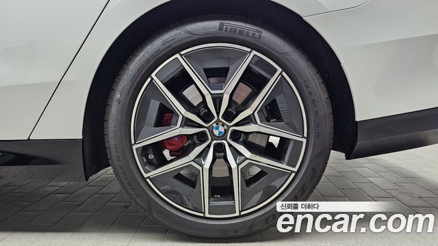 BMW 5-Series 2026 — photo 7