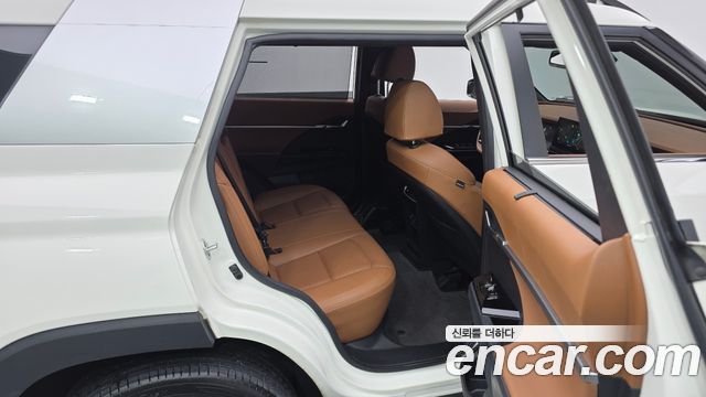 KG Mobility Torres 2023 — photo 11