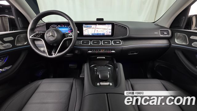 Mercedes-Benz GLE-Class 2025 — photo 10