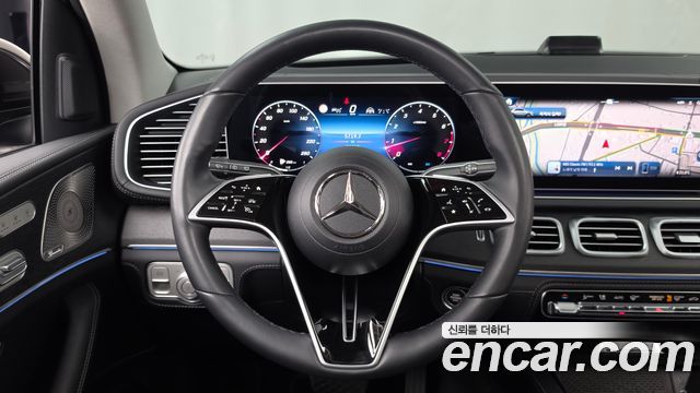 Mercedes-Benz GLE-Class 2025 — photo 19