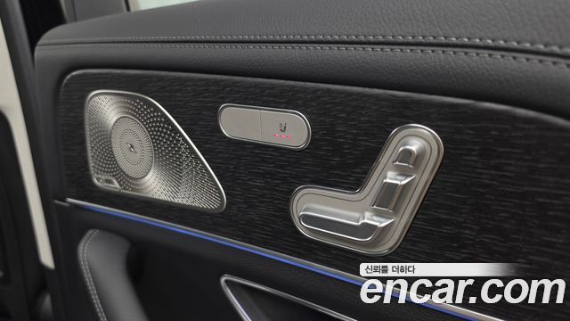 Mercedes-Benz GLE-Class 2025 — photo 25