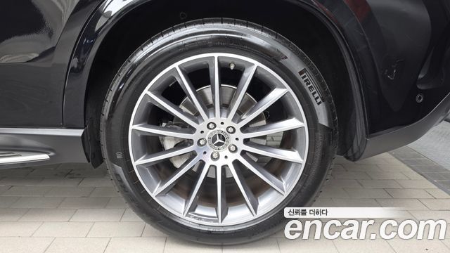 Mercedes-Benz GLE-Class 2025 — photo 7