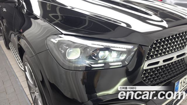 Mercedes-Benz GLE-Class 2025 — photo 8