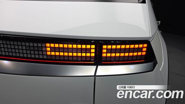Hyundai Ioniq5 2022 — photo 9
