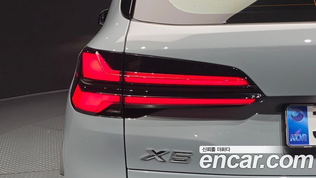 BMW X5 2026 — photo 9