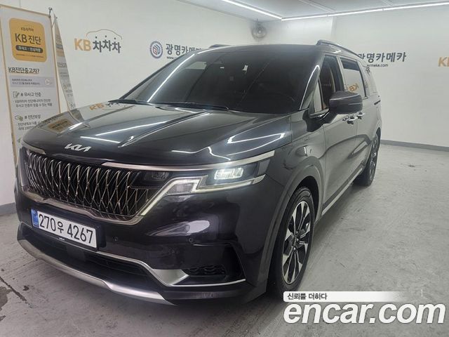 Kia Canival 2023 — photo 2