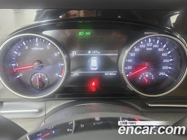 Kia Canival 2023 — photo 7