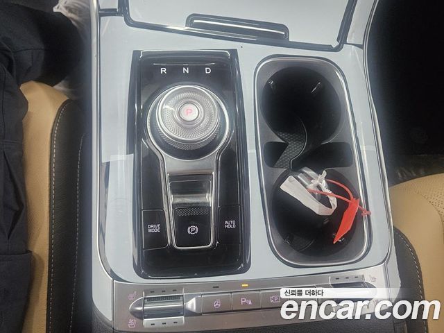 Kia Canival 2023 — photo 13