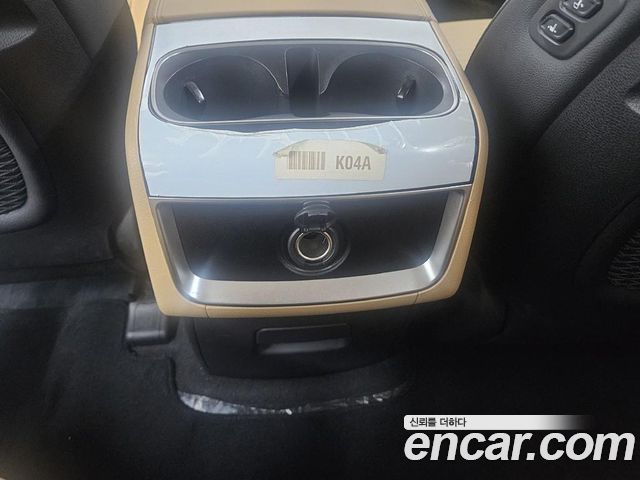 Kia Canival 2023 — photo 17
