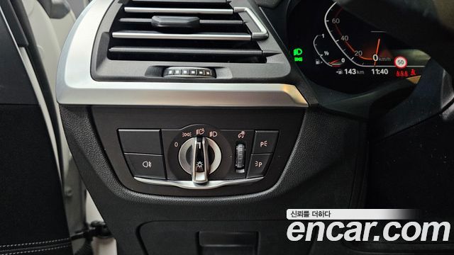 BMW X4 2022 — photo 23
