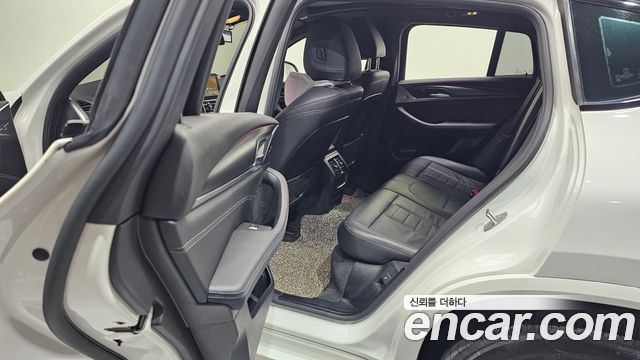 BMW X4 2022 — photo 16