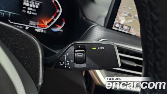 BMW X4 2022 — photo 28