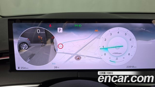 Genesis GV70 2025 — photo 11