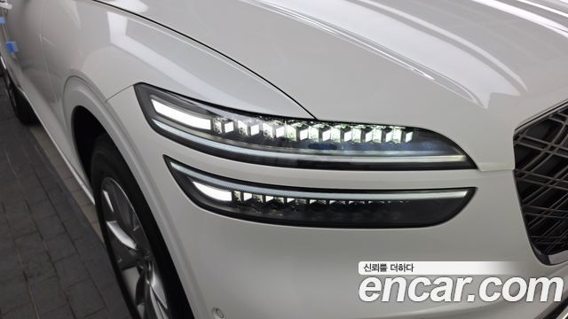 Genesis GV70 2025 — photo 8