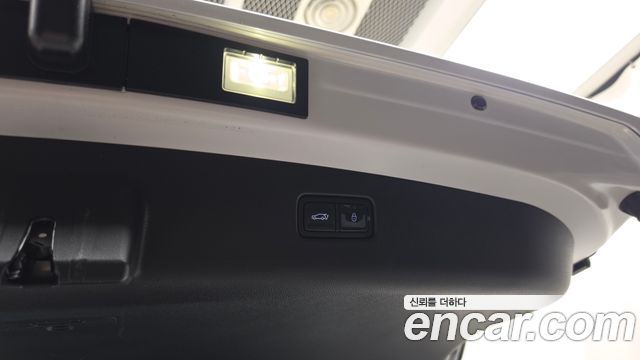 Genesis GV70 2025 — photo 30