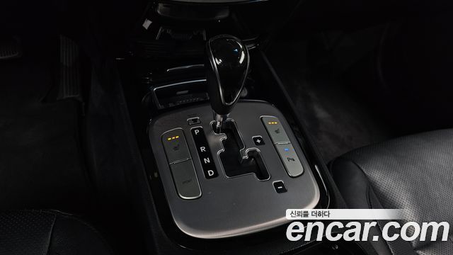 Hyundai Genesis 2012 — photo 9