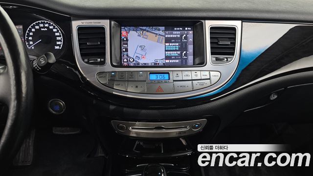 Hyundai Genesis 2012 — photo 14