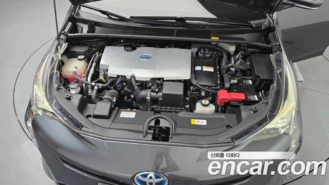 Toyota Prius 2017 — photo 6