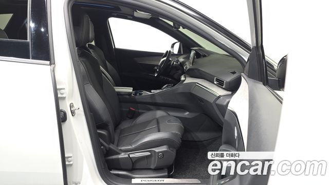 Peugeot 3008 2022 — photo 17