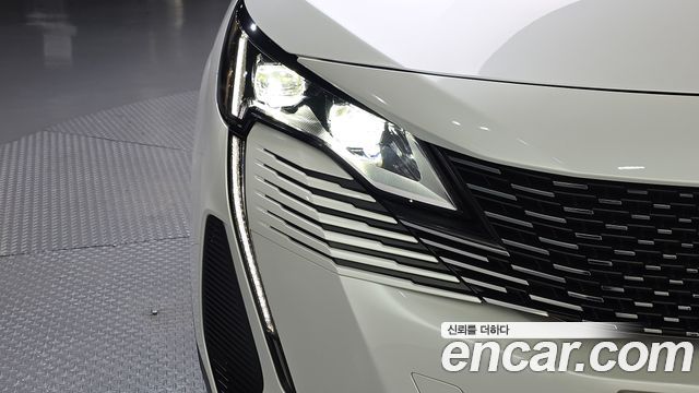 Peugeot 3008 2022 — photo 8