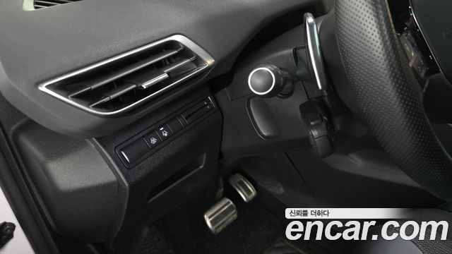 Peugeot 3008 2022 — photo 27