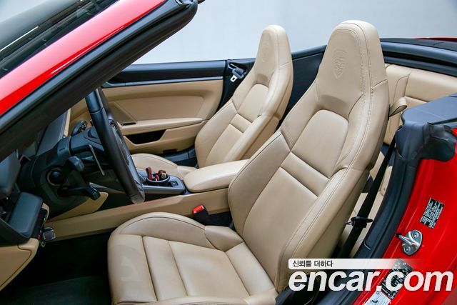 Porsche 911 2022 — photo 13