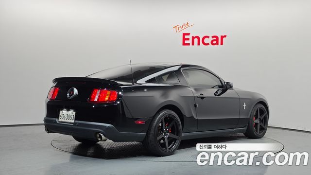 Ford Mustang 2012 — photo 2