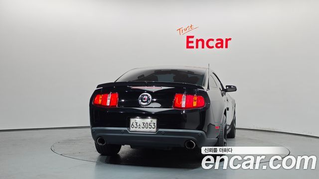 Ford Mustang 2012 — photo 4