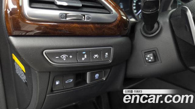 Genesis EQ900 2016 — photo 16