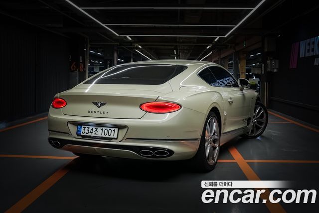 Bentley Continental 2020 — photo 4