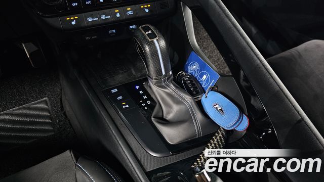 Hyundai AVANTE 2022 — photo 12