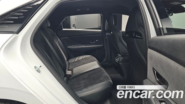 Hyundai AVANTE 2022 — photo 17