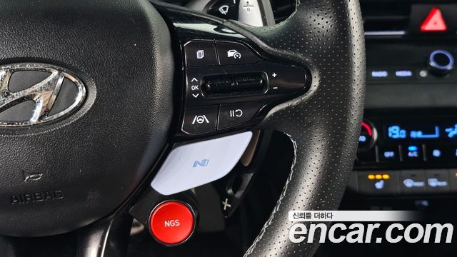 Hyundai AVANTE 2022 — photo 21