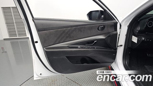 Hyundai AVANTE 2022 — photo 14