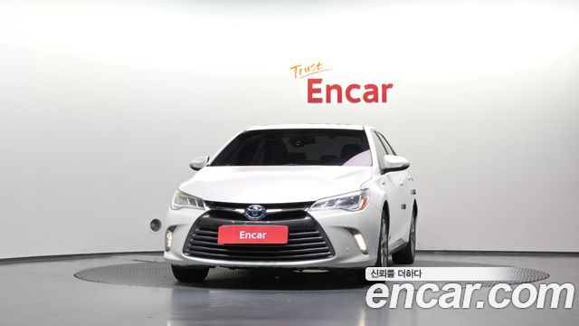 Toyota Camry 2017 — photo 3
