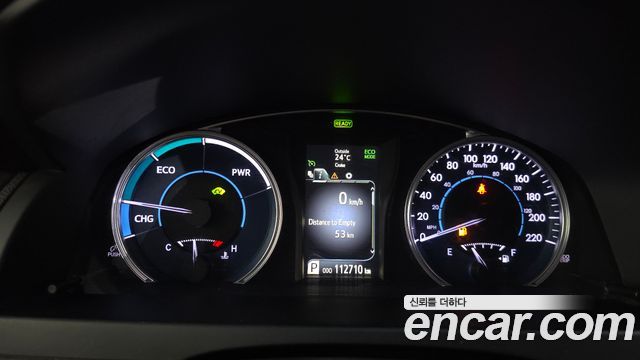 Toyota Camry 2017 — photo 8