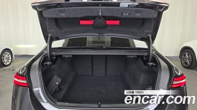 BMW 5-Series 2025 — photo 26